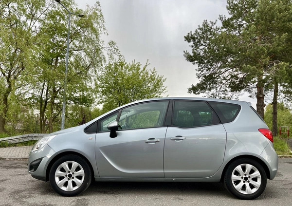 Opel Meriva cena 21900 przebieg: 148499, rok produkcji 2011 z Barczewo małe 466
